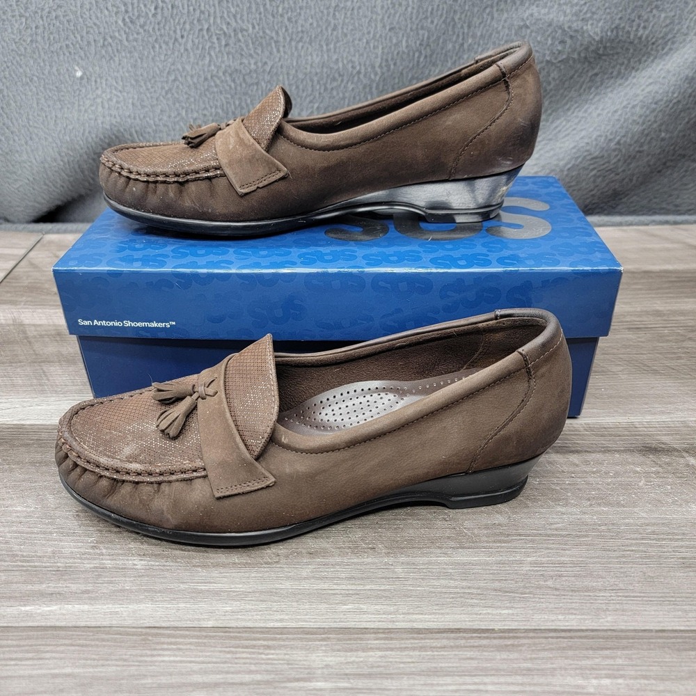 SAS Taylor Shoes Womens Size 9 W Brown Turf Loafer Tassel Tripad Comfort